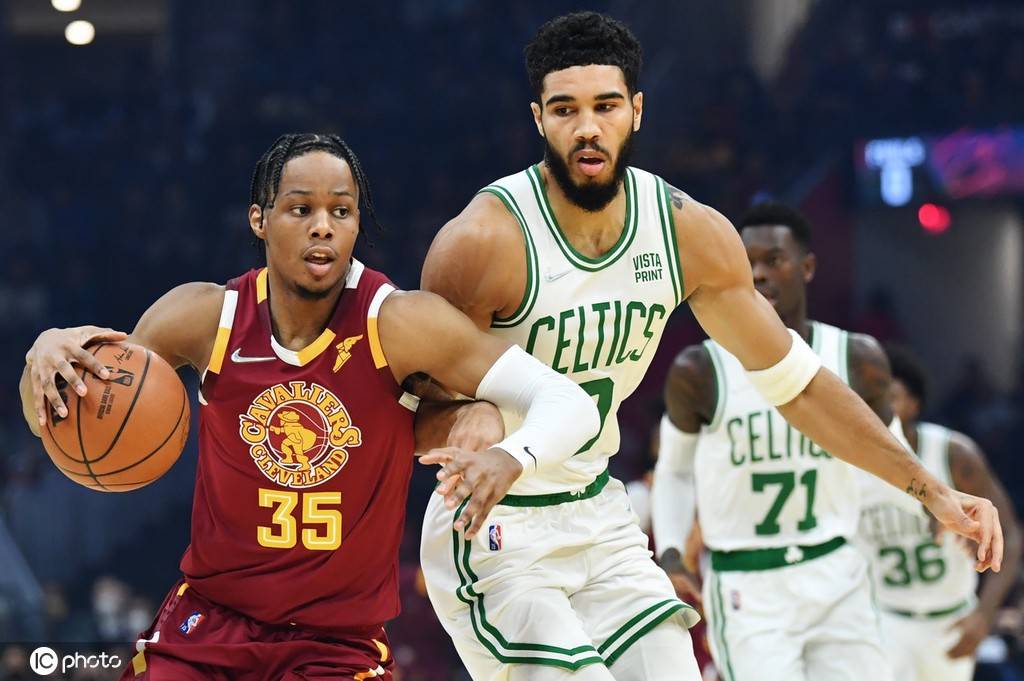 威廉姆斯绝杀红牛二队,皮亚斯特里高光表现 威廉姆斯绝杀红牛二队,皮亚斯特里高光表现